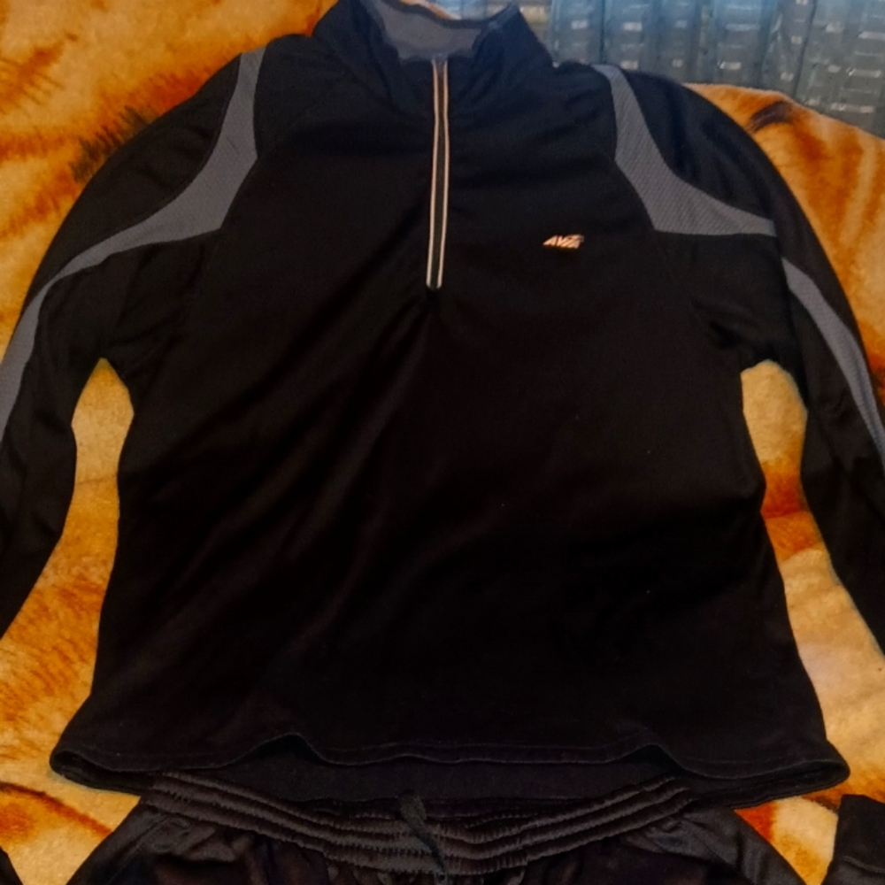 Avia long sleeve top